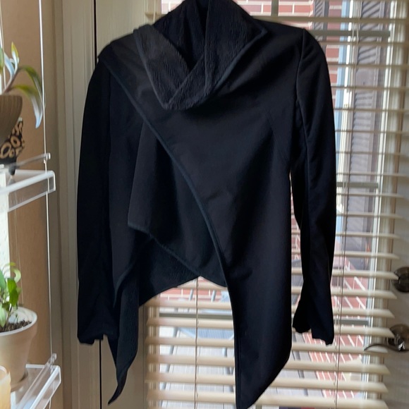 lululemon athletica Jackets & Blazers - Lululemon Presence of Mind Jacket